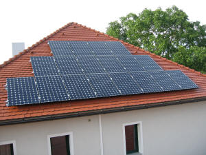 Photovoltaik-Anlage 2 Mühlberger 5,4 kWp, Module Sunpower SPR-300-WHT-I